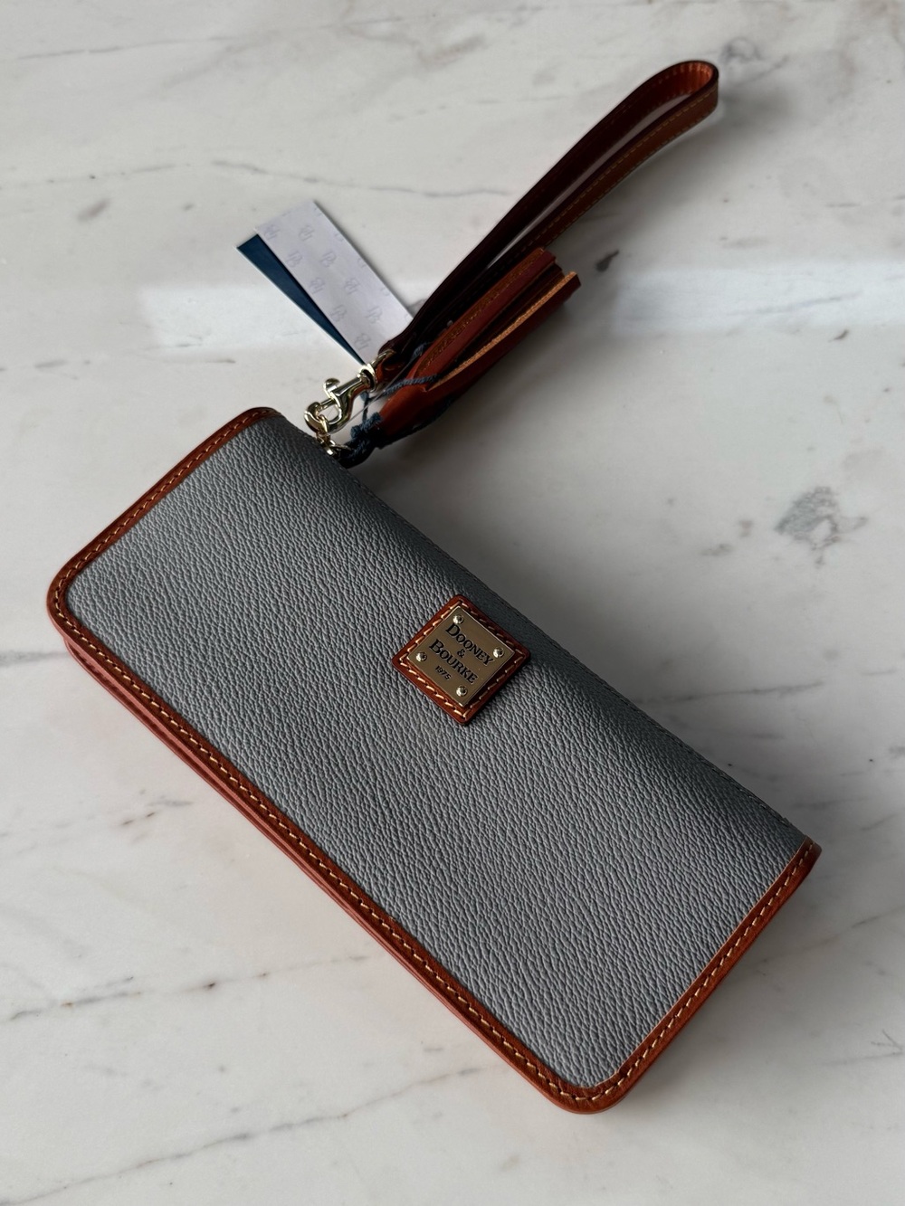 New Dooney & Bourke Kirby Tatum Leather Wristlet Wallet Clutch - Picture 8 of 16